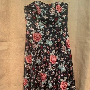 Strapless dress